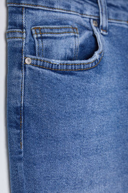 Mavi Yuksek Bel Comfort Mom Jeans TWOSS25JE00115 - Trendyolmilla фото 7