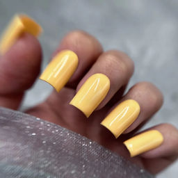 Гель-лак Must Have №1023 желтый с легким персиковым подтоном NEW - Patrisa nail фото 2