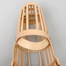 Намордник пластиковый № 4, ОМ 26 см, ДН 9 см, ОШ 41-56 см, вес питомца 15 кг - Пижон фото 6