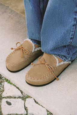 LEATHER SHEARLING EFFECT CLOGS