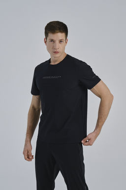 Футболка Черный