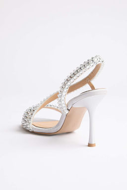 Gri Tas Detayl? 9,5 cm Kad?n Klasik Topuklu Ayakkab? TAKSS26TO00031