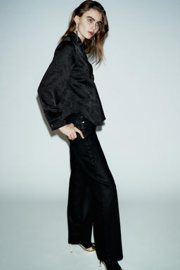 JACQUARD FLORAL BROOCH SHIRT - Zara фото 2