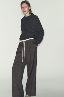 HOUNDSTOOTH WIDE-LEG TROUSERS WITH DOUBLE WAISTBAND