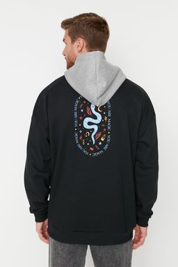 Siyah Oversize/Genis Kesim Kapusonlu Yaz? Bask?l? Ici Polar/S?cak Tutan Sweatshirt TMNAW23SW00023