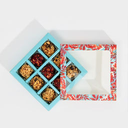 Цена за 5 шт. Коробка под 9 конфет с ячейками  «Рябина» 14,5 х 14,5 х 3,5 см