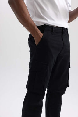 Широкая посадка по фигуре Широкая посадка с нормальной талией Широкие брюки-карго с карманами - Defacto фото 8