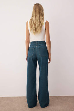 Koyu Mavi Yuksek Bel Genis Paca Wide Leg Jeans TWOAW26JE00080