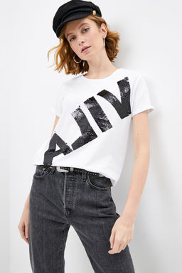 Футболка из премиального хлопка с вышивкой пайетками