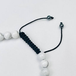 Браслет регулируемый мужской из Говлита и Нефрита Анахата - Радуга самоцветов фото 4