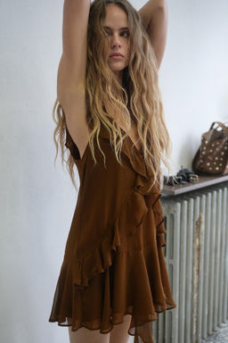 VESTIDO CORTO VOLANTES / chocolate - Zara фото 2