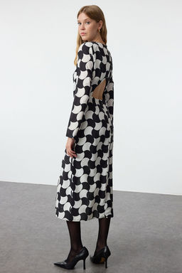 Limited Edition Siyah Geometrik Desenli Duz Kesim Midi Dokuma Elbise TWOAW25EL00290 - Trendyolmilla фото 10