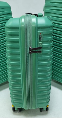 Набор из 3-х чемоданов с расширением 11184 Зеленый