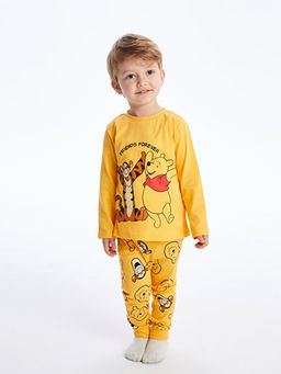 Bisiklet Yaka Uzun Kollu Winnie the Pooh Bask?l? Erkek Bebek Pijama Tak?m?