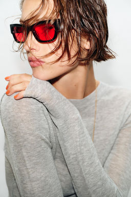 TOP PUNTO SEMITRANSPARENTE / Gris vigor? - Zara фото 2