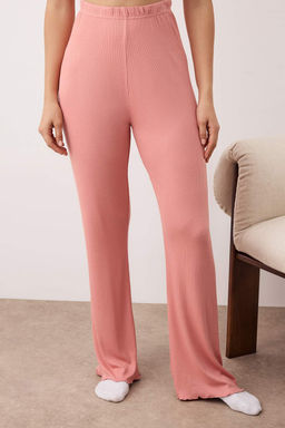 Gul Kurusu Dantel ve Gul Aksesuar Detayl? Fitilli Orme Pijama Tak?m? THMAW26PT00135 - Trendyolmilla фото 3