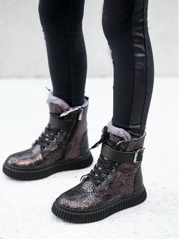 Ботинки на меху