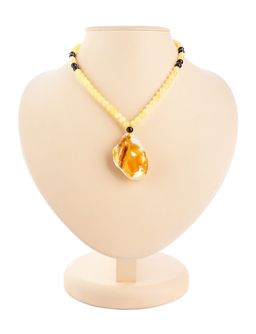 Стильное колье из натурального янтаря медового цвета Лаура