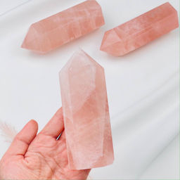 Кристалл из Розового кварца