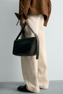 LEATHER CROSSBODY BAG - Zara фото 2