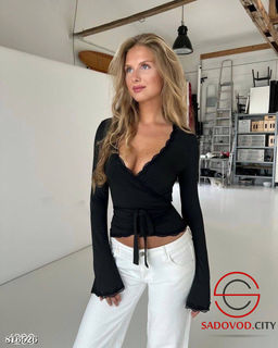 Трикотажный лонгслив на запах с кружевом - Bruno фото 3