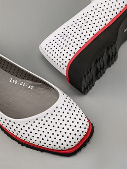 Туфли модельные на выход и на работу 210-04-08