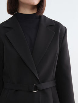 Beli Kemerli Kad?n Blazer Ceket