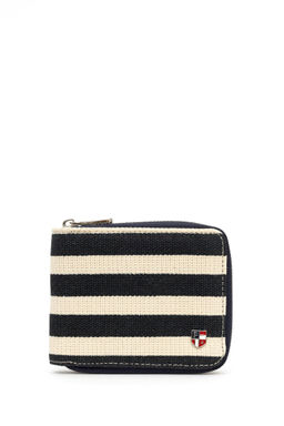 Мужской темно-синий кошелек Неожиданная скидка в корзине