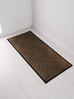 Коврик плетёный из листьев пандануса, 200900.7 см 2 см