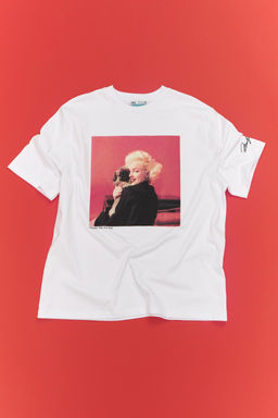 MARILYN MONROE T-SHIRT - PHOTO BY MILTON H. GREENE  2024 JOSHUA GREENE - Zara фото 5