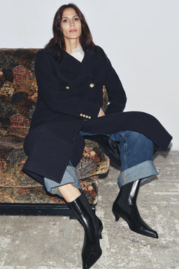 LIMITED EDITION LEATHER KITTEN HEEL ANKLE BOOTS - Zara фото 2