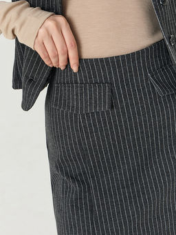 Юбка мини женская серая в полоску - Mark formelle фото 4