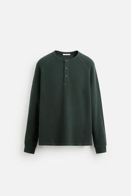 T-SHIRT WITH BUTTONED NECK - Zara фото 7