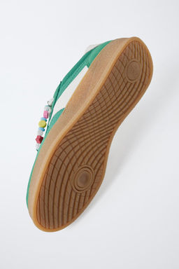 SNEAKERS WITH CHARMS - Zara фото 12