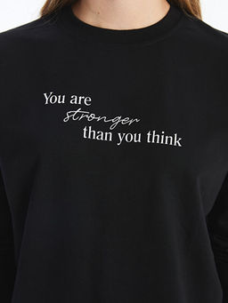 Bisiklet Yaka Uzun Kollu Bask?l? Kad?n Sweatshirt