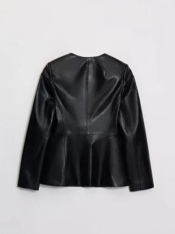 Приталенный жакет из искусственной кожи / Zarina