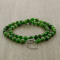 Нефрит, кубики гранёные 7мм, "Текта" бусы длиной 46см