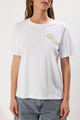 TRENDYOLMILLA Lacivert %100 Pamuk Cicek Nak?sl? Regular/Normal Kal?p Orme T-Shirt TWOSS25TS00042  фото 8