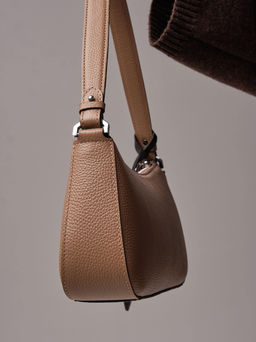 Сумка багет Azaro 31200 коричневый капучино