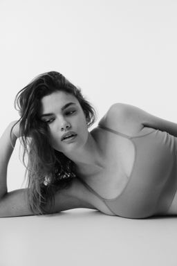 Bralette con relleno Seamless - H&m фото 12