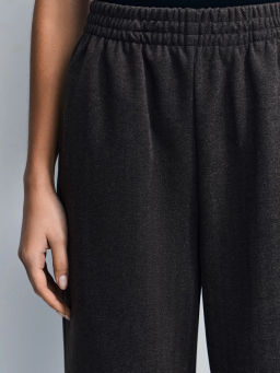 Прямые брюки с эластичным поясом / Zarina