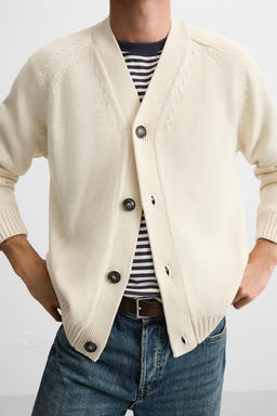 CONTRAST BUTTON CARDIGAN - Zara фото 6