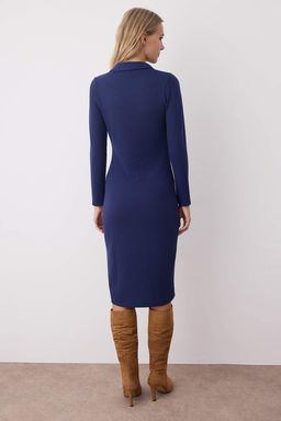 Lacivert Polo Yaka Bodycone/Vucuda Oturan Duz Dugme Detayl? Midi Orme Elbise TWOAW26EL00090