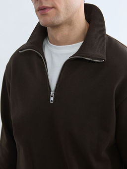 Dik Yaka Erkek Kal?n Sweatshirt