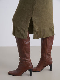 Yar?m Bal?k?? Yaka Y?rtma?l? Triko Elbise