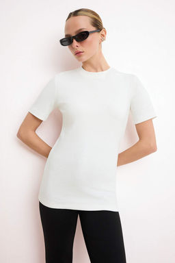 Ekru Fitted/Vucuda Oturan K?sa Kollu Pamuk Ribana Orme T-Shirt TWOSS26TS00080