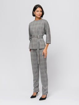 Брюки серого цвета в розовую клетку