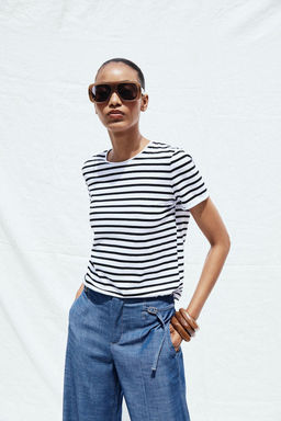 FADED SHORT SLEEVE T-SHIRT - Zara фото 35