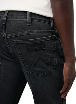 Джинсы мужские