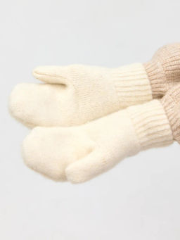 Варежки женские Снегирь и снежинки КРУГ 3472-1 - Рассказовские варежки фото 4